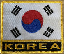 Load image into Gallery viewer, Korean Flag Badge