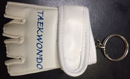 TAEKWONDO WHITE MMA GLOVE KEY RING